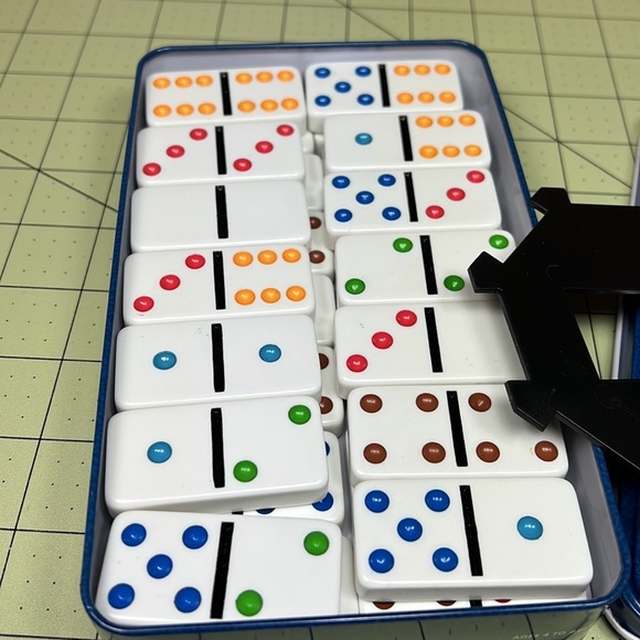 DOUBLE Six Dominoes Color Dot In Collectors Tin 28 Dominoes Cardinal - Picture 2 of 6